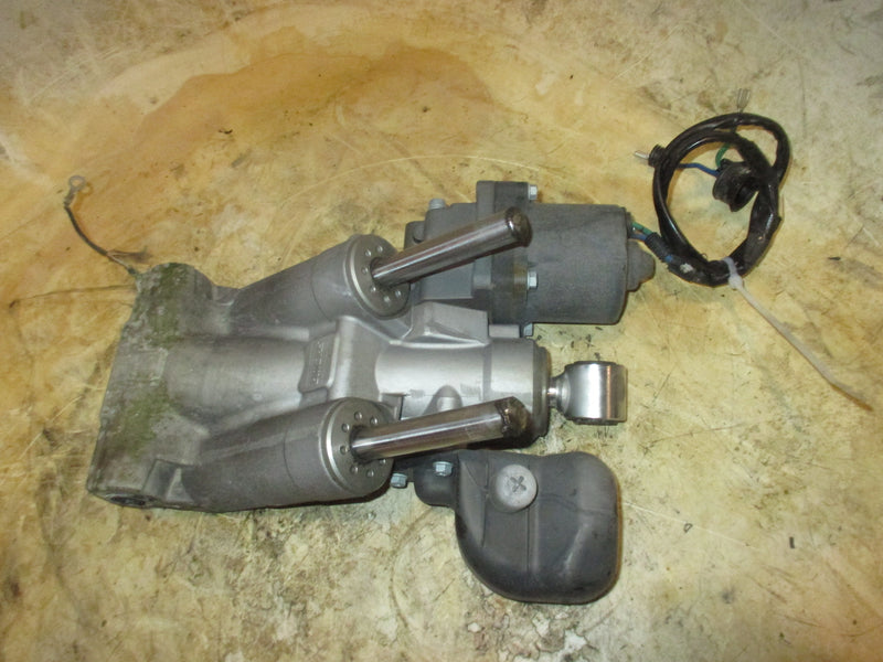 Honda BF135A 135hp 4 stroke outboard tilt trim unit