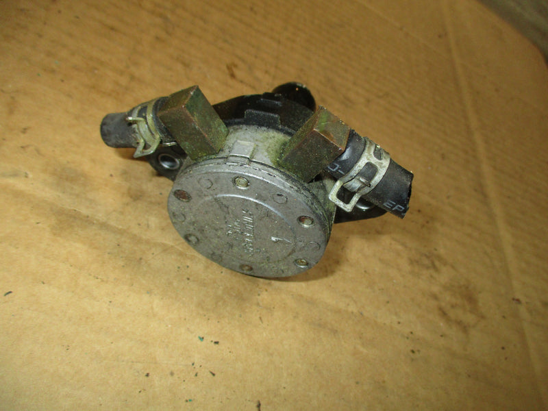 Suzuki DF50 outboard mechanical fuel pump (15100-87J0V)