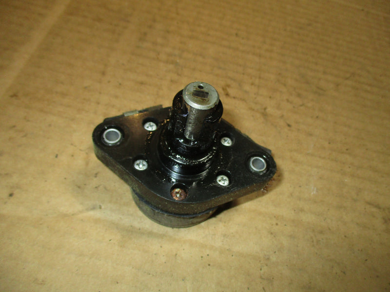Suzuki DF50 outboard mechanical fuel pump (15100-87J0V)