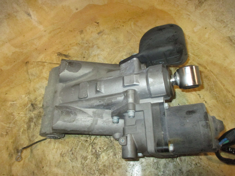 Honda BF135A 135hp 4 stroke outboard tilt trim unit