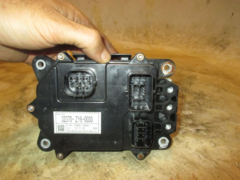 Honda BF135A 135hp 4 stroke outboard Fuse box (32370-ZY6-0030)