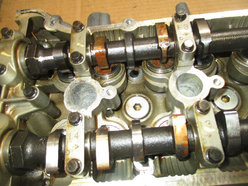 Suzuki DF90 outboard cylinder head