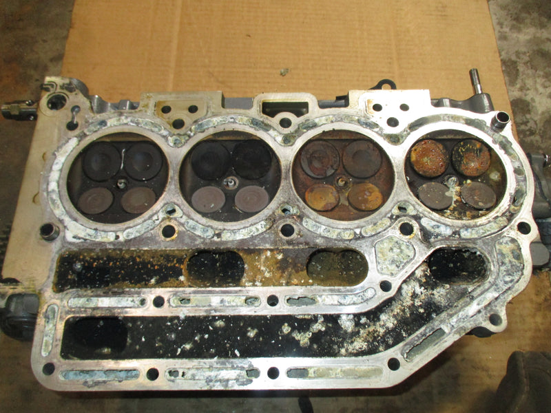 Suzuki DF90 outboard cylinder head