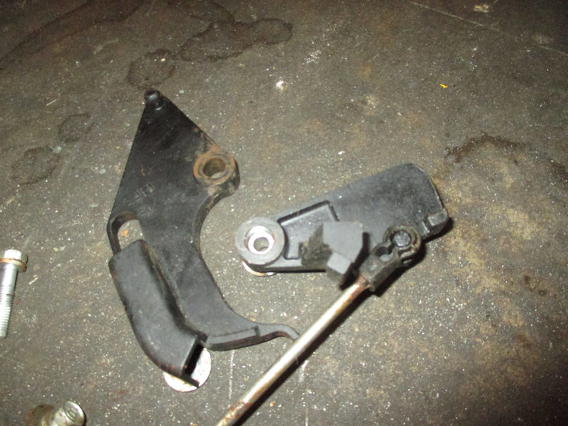 Yamaha 200hp HPDI VMAX 2 stroke Outboard Throttle Bracket (68F-41213-00-00)