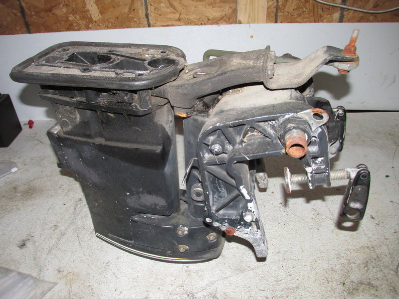 Mercury 25hp 2 Stroke Outboard 15" short shaft mid-section
