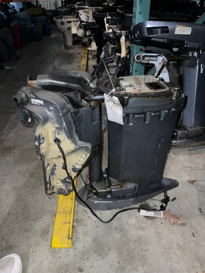 2000 yamaha outboard 40 hp C40TLRY Mid section
