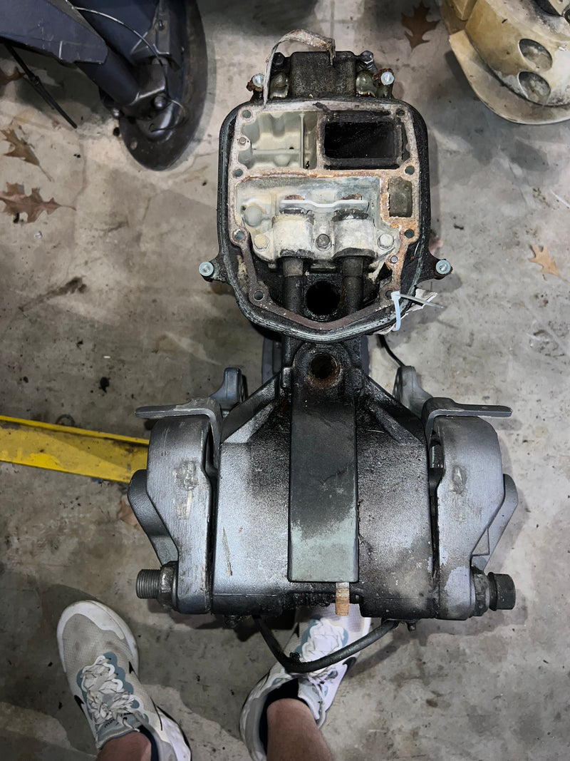 2000 yamaha outboard 40 hp C40TLRY Mid section