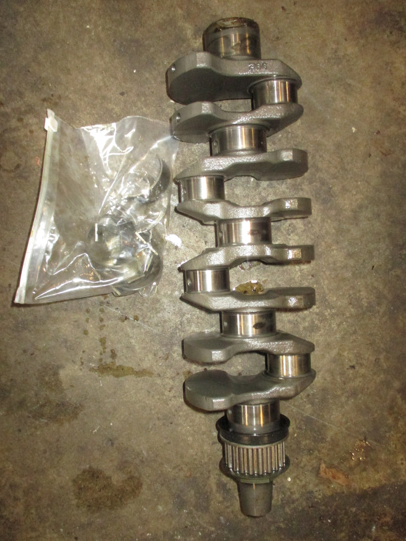 Suzuki DF70 70hp 4 stroke outboard crankshaft (12220-99E01)