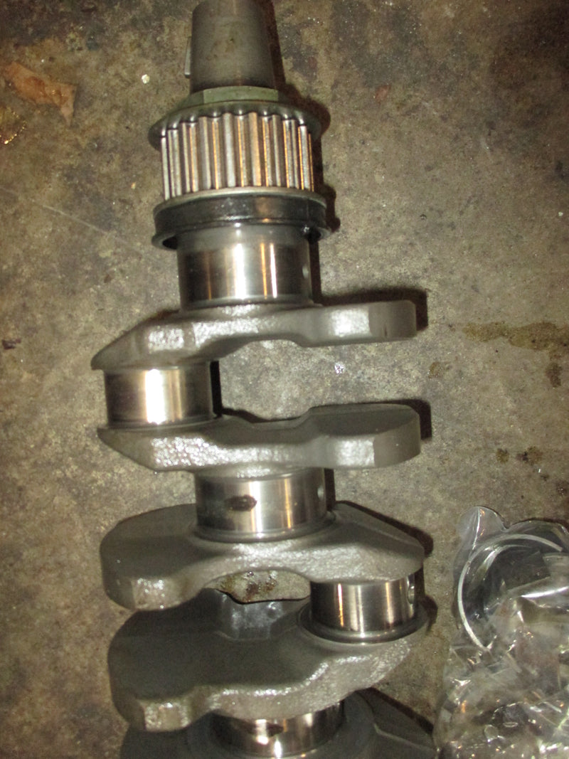 Suzuki DF70 70hp 4 stroke outboard crankshaft (12220-99E01)