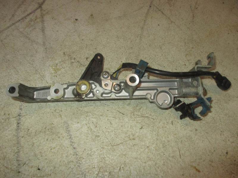 Suzuki DF150 150hp Outboard Shift Bracket w/ Position Sensor (21100-96J00)