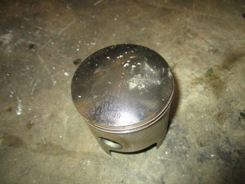 Suzuki DT200 200hp outboard Aftermarket Port Piston Standard