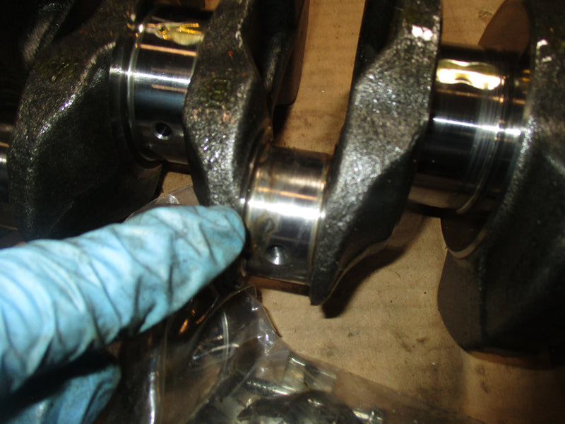 Suzuki DF90 outboard crankshaft (12220-90J01)