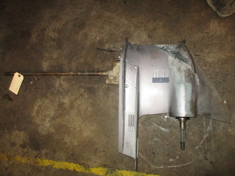 Yamaha 200hp 2 stroke outboard 25" lower unit