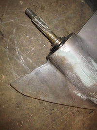 Load image into Gallery viewer, Yamaha 200hp 2 stroke outboard 25" lower unit
