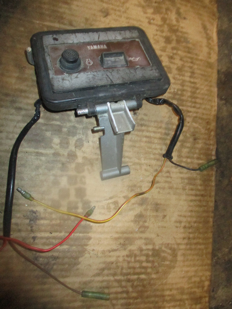 Yamaha 9.9 4 stroke outboard warning light and start switch (6G8-81870-00-00)