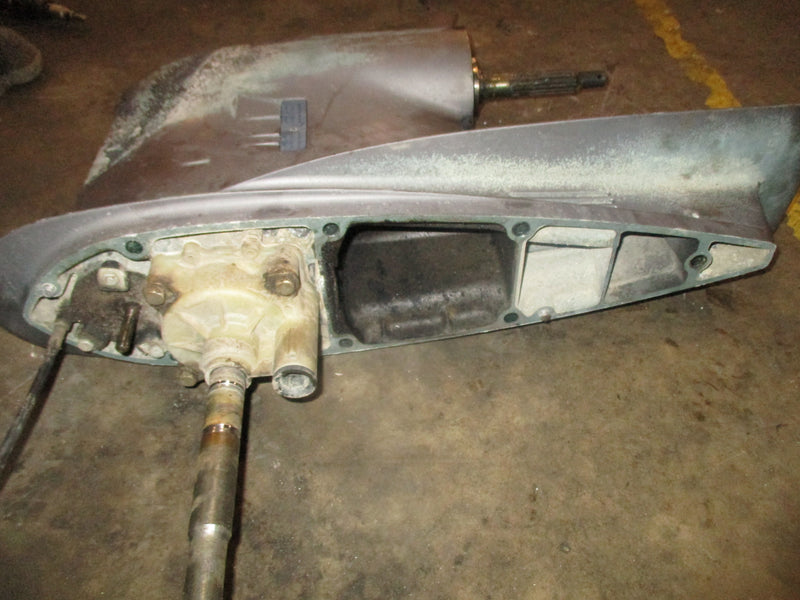 Yamaha 200hp 2 stroke outboard 25" lower unit