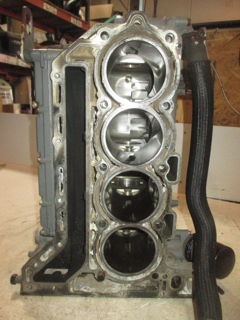 Suzuki DF150 150hp Outboard Crankcase Block
