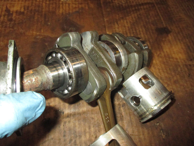 Nissan 30hp 2 stroke outboard crankshaft with pistons