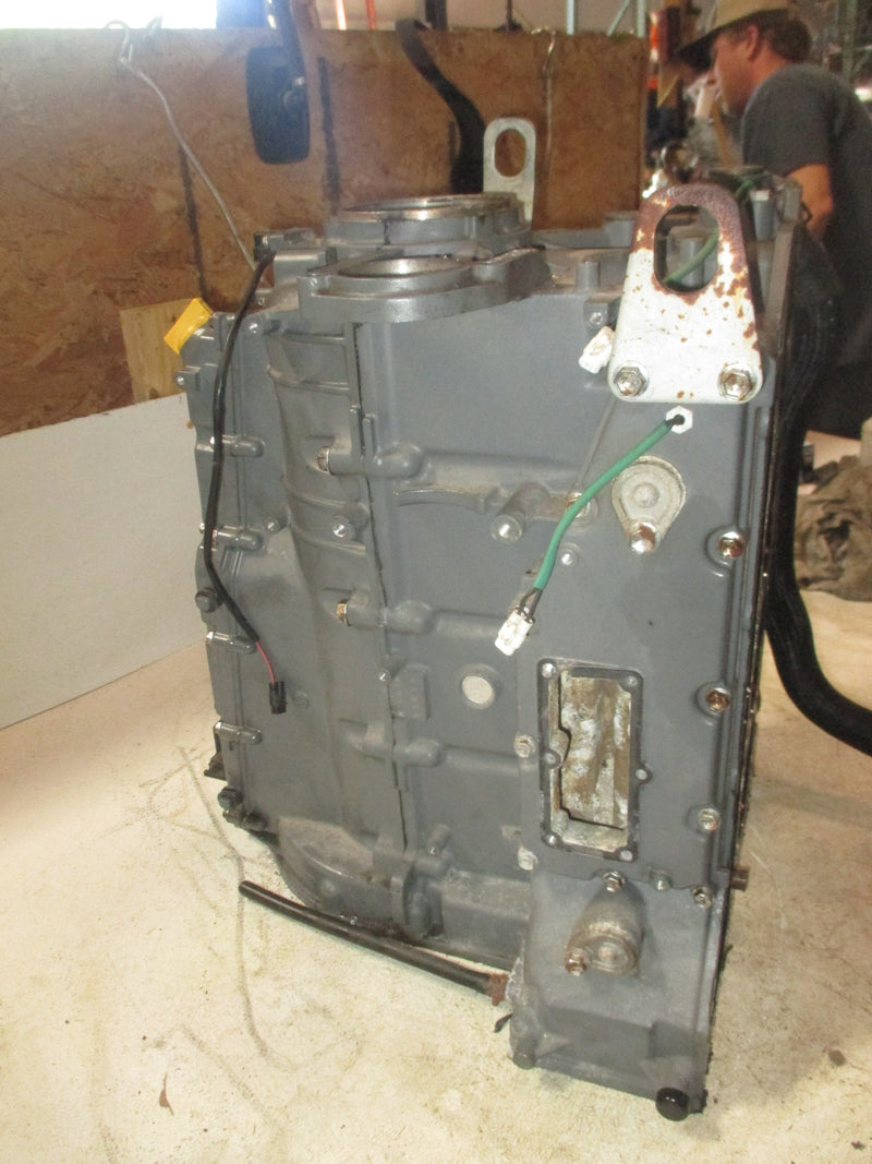 Suzuki DF150 150hp Outboard Crankcase Block