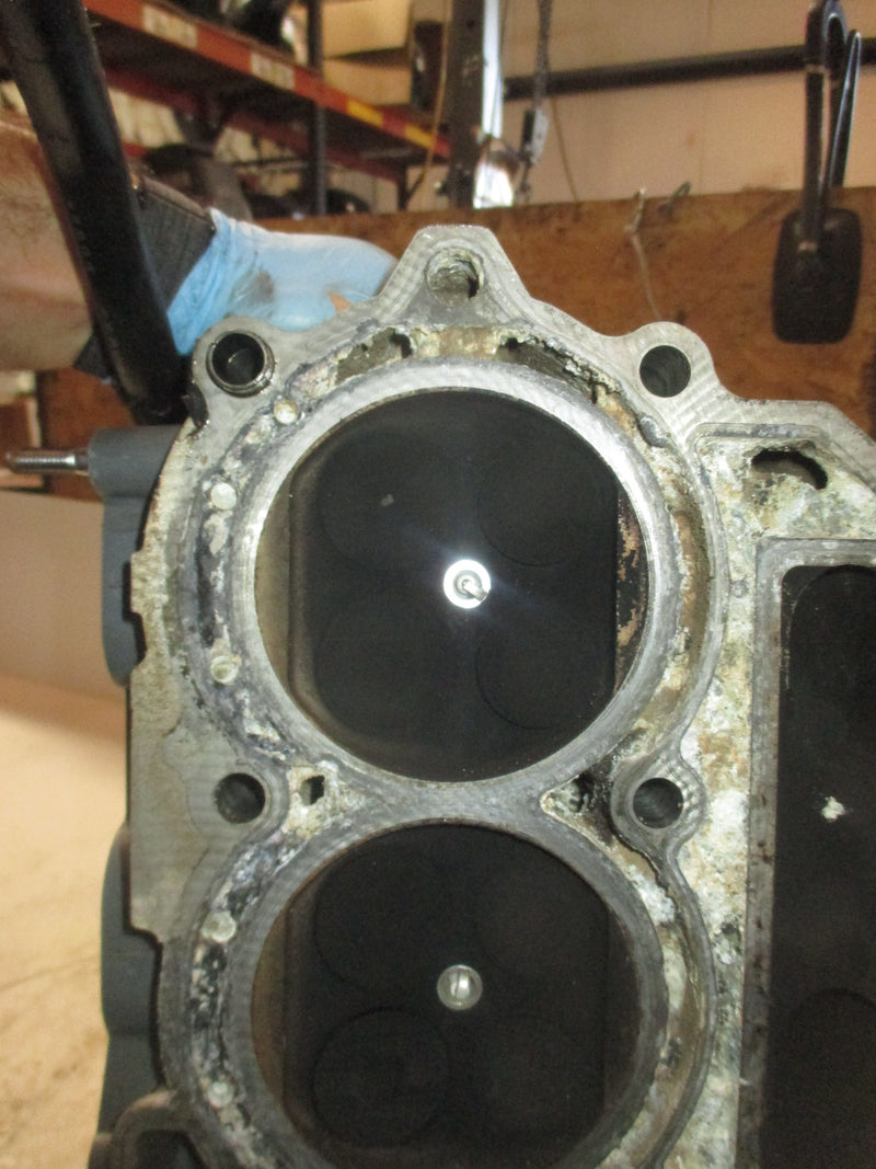 Suzuki DF150 150hp Outboard Cylinder Head
