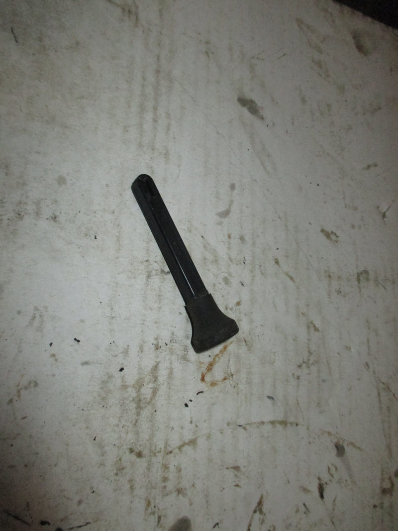 Yamaha 25hp 2 stroke outboard choke lever knob (682-41271-00)