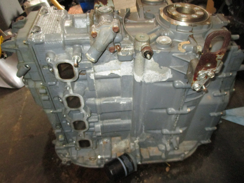 Suzuki DF175 175hp 4 stroke outboard crankcase powerhead