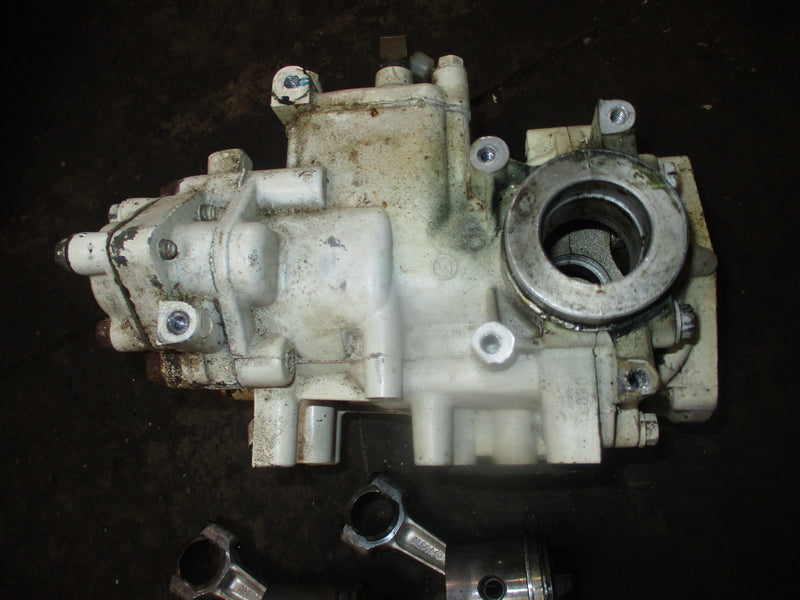 Johnson Seahorse 7.5hp 2 stroke outboard crankcase block (391629)