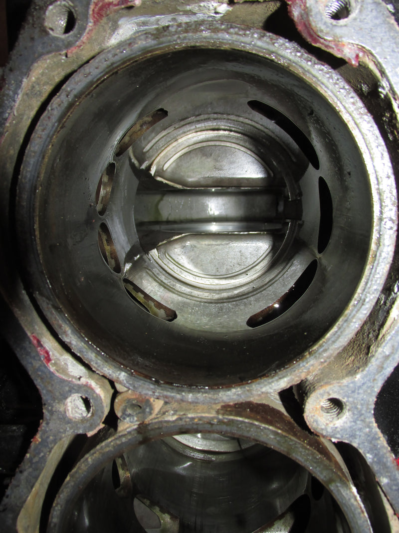 Johnson 90/115HP 2 Stroke Outboard Crankcase Block