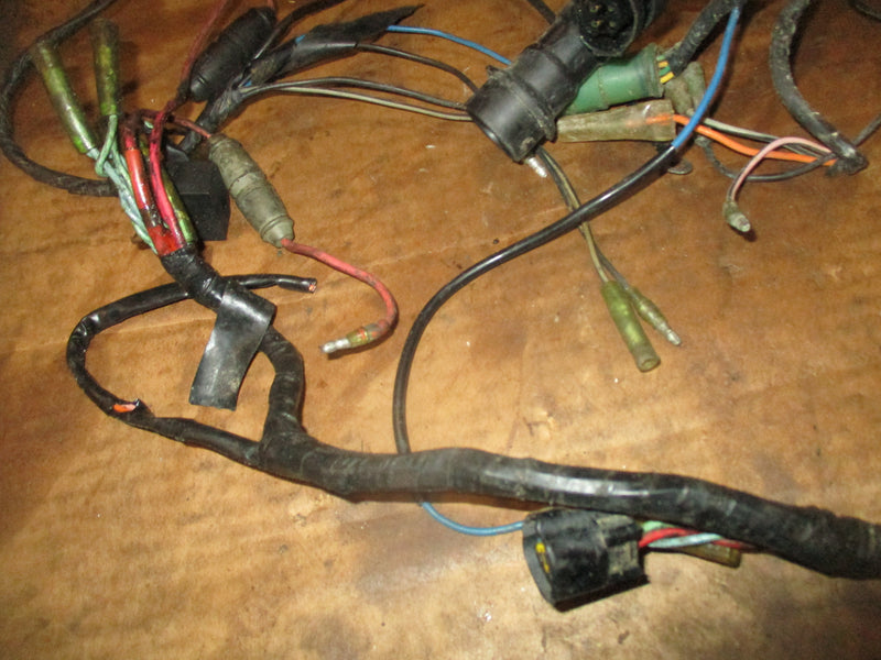 Yamaha 200hp 2 stroke outboard engine wiring harness (6R3-82590-12-00)