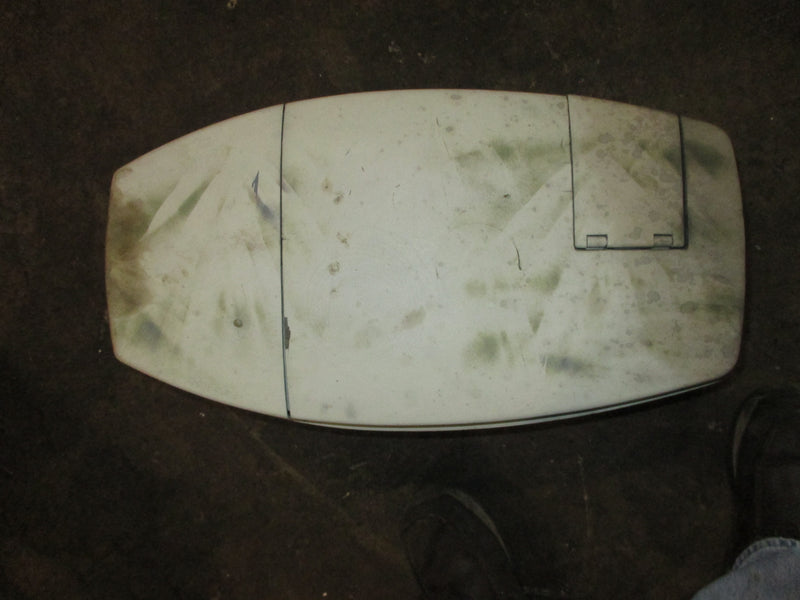 Nissan 70hp 2 stroke outboard top cowling