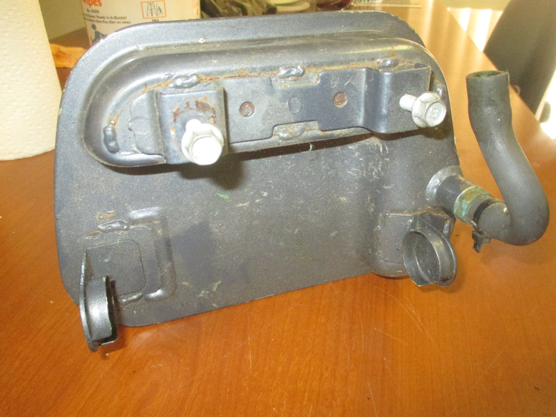 Yamaha 4hp / 5hp 2 stroke outboard fuel tank 6E0-24110-01-4D