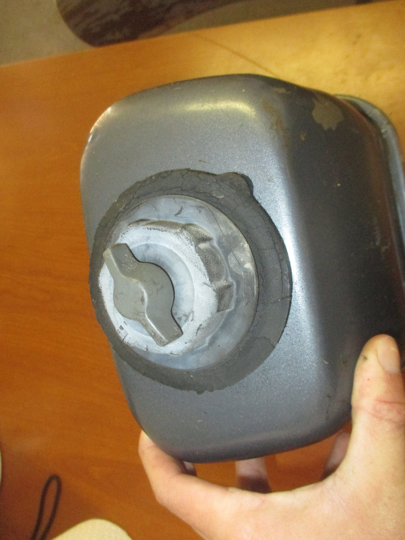 Yamaha 4hp / 5hp 2 stroke outboard fuel tank 6E0-24110-01-4D