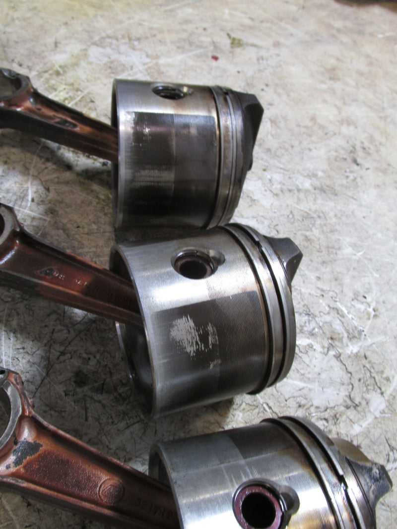 Johnson 90/115HP 2 Stroke Outboard Oversized Piston/Rod Set (1.00)