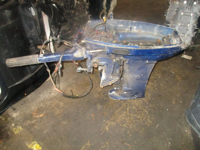 Nissan 30hp 2 stroke outboard short shaft mid section