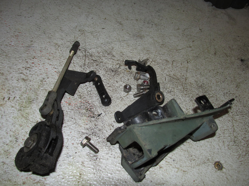 Mercury 25hp 2 Stroke Outboard Throttle bracket