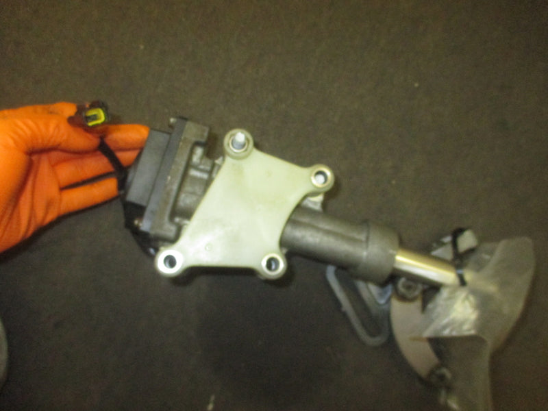 Yamaha 4.2L 300hp 4 stroke outboard shift actuator (6CE-4820A-01-00)