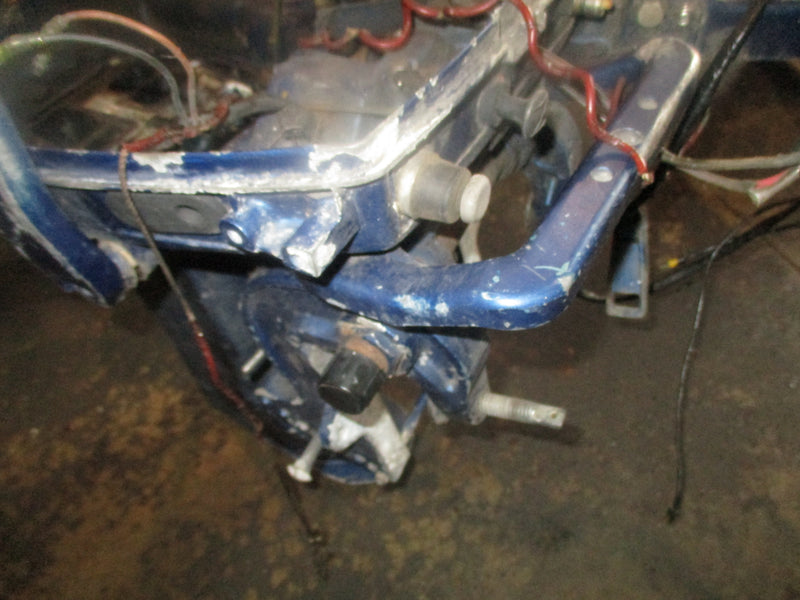 Nissan 30hp 2 stroke outboard short shaft mid section