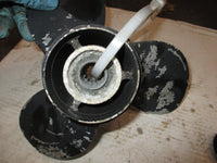 Load image into Gallery viewer, Nissan 70hp 2 stroke outboard aluminum propeller 9 3/4 x 19
