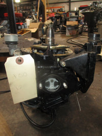 Load image into Gallery viewer, Johnson 30hp 2 stroke outboard crankcase powerhead
