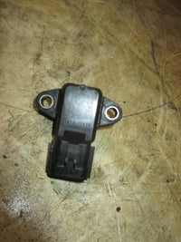 Load image into Gallery viewer, Suzuki DF175 175hp 4 stroke outboard map sensor (18590-68H00)
