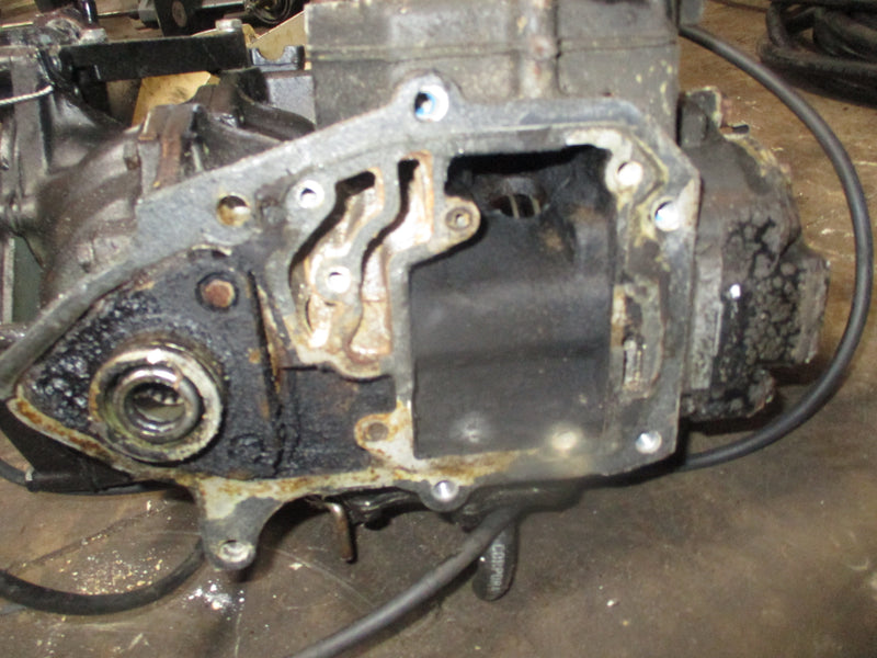 Johnson 30hp 2 stroke outboard crankcase powerhead