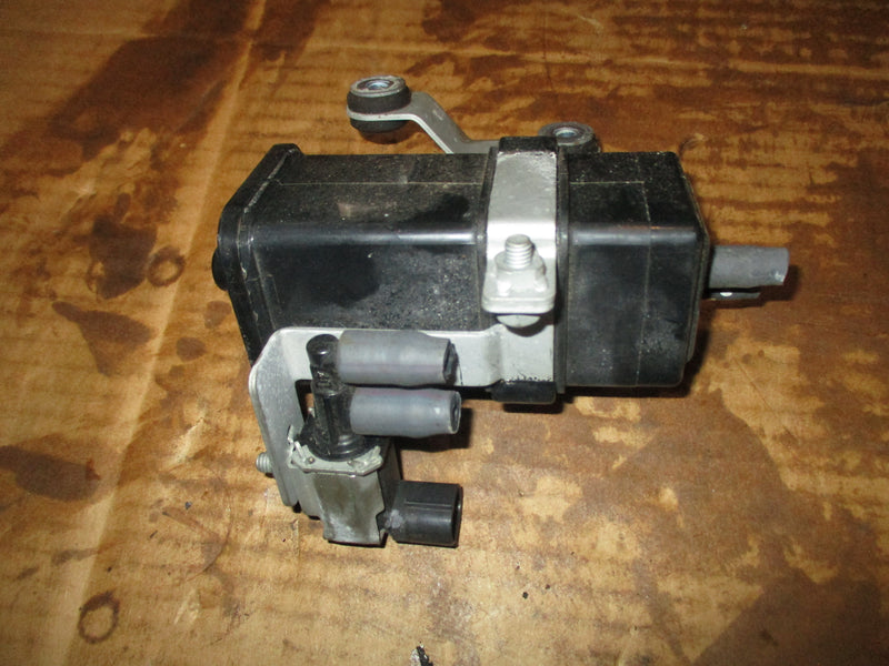 Yamaha 115hp 4 stroke outboard air cannister and solenoid valve