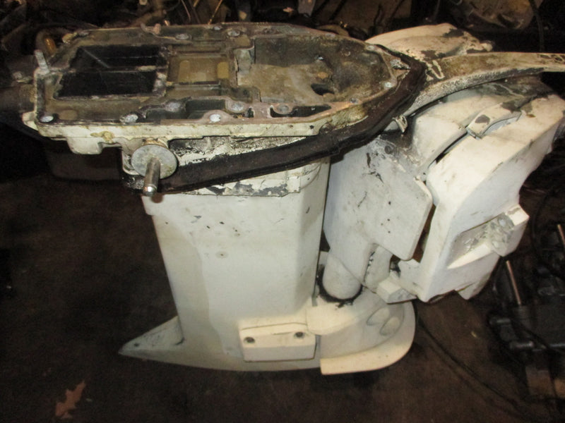 Evinrude 200hp Ocean pro outboard 25 inch shaft midsection