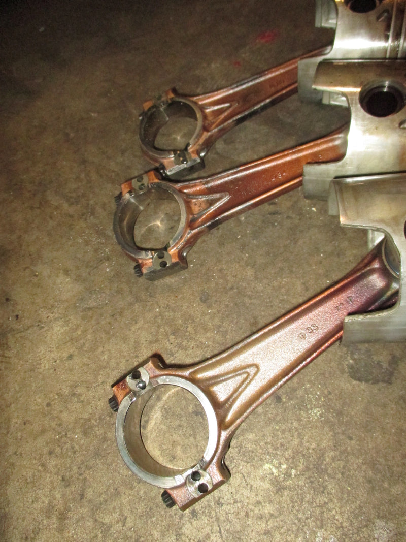 Evinrude 200hp Ocean pro outboard starboard piston and rod set of 3 (436854)