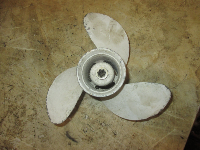 Yamaha 8hp 2 Stroke outboard Aluminum Propellor 8 1/2 X 7 1/2 -N