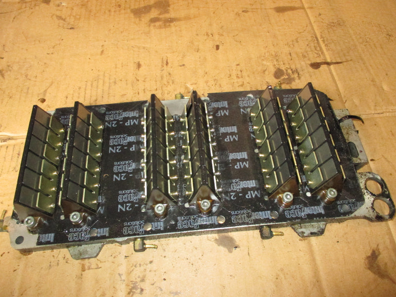 Mercury optimax 225hp 2 stroke outboard intake manifold and reed set