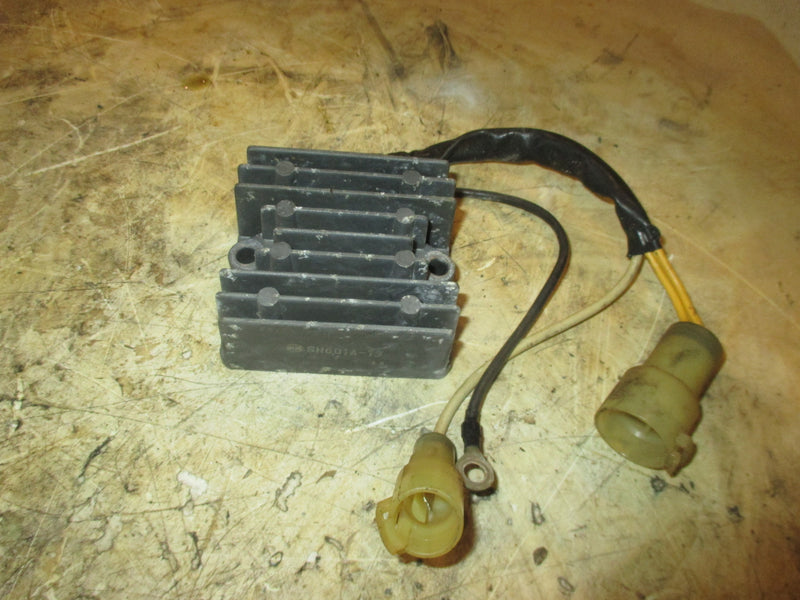 Suzuki DT200 200hp 2 stroke outboard rectifier regulator (32800-92E31)