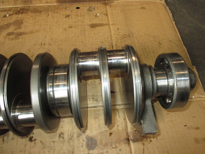 Mercury optimax 225hp 2 stroke outboard crankshaft