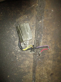 Load image into Gallery viewer, Johnson 50hp 2 stroke outboard rectifier regulator (585001)
