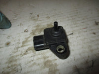 Load image into Gallery viewer, Suzuki DF70 70hp outboard map sensor (18590-80C40)
